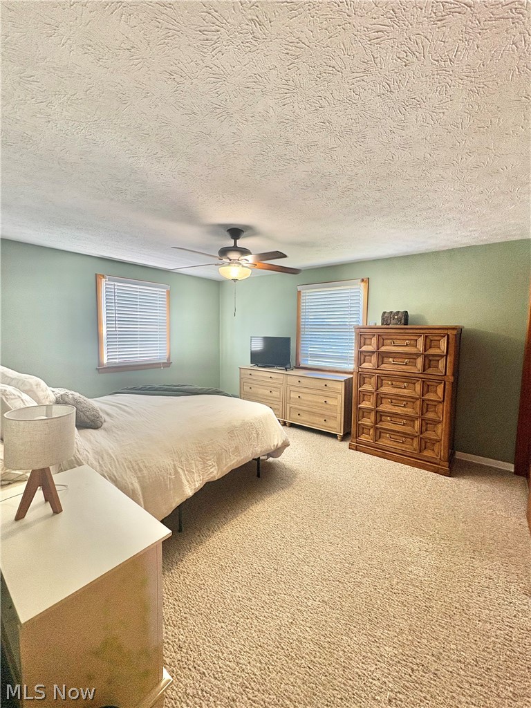 1407 W Valentine Circle Nw Property Photo 7