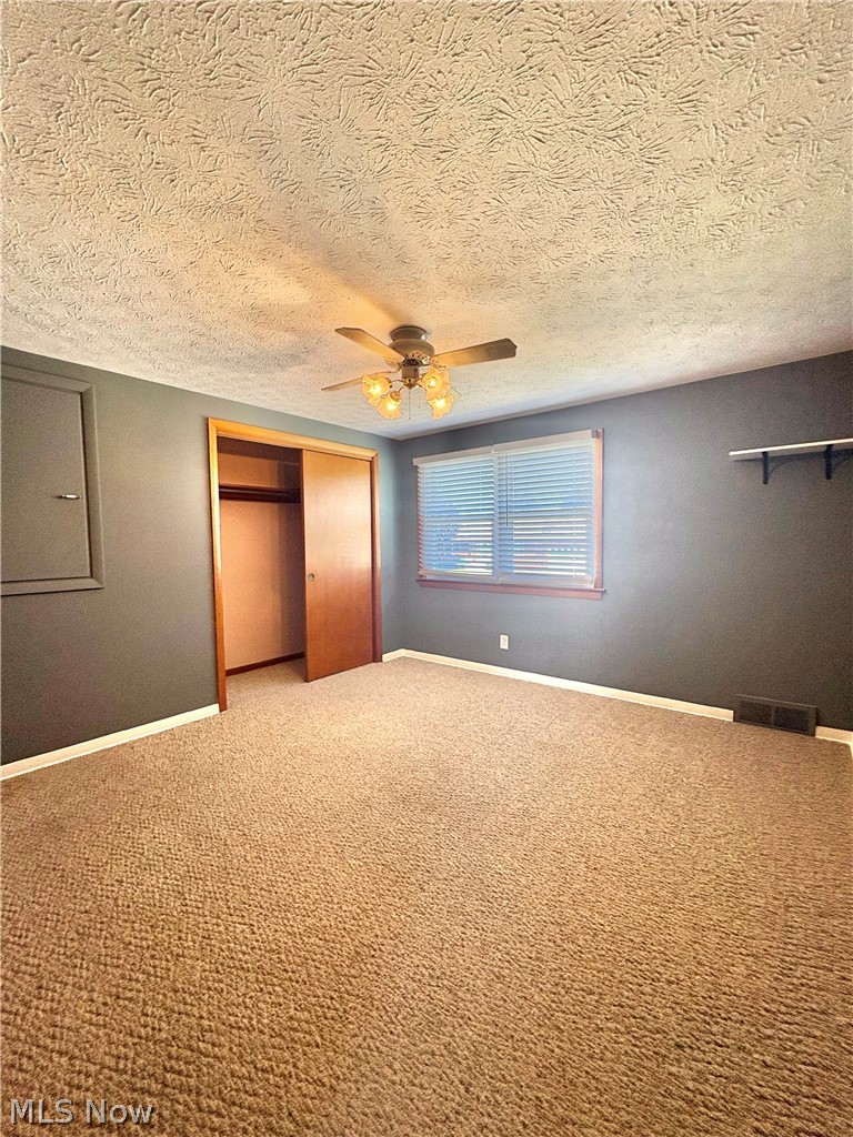 1407 W Valentine Circle Nw Property Photo 16