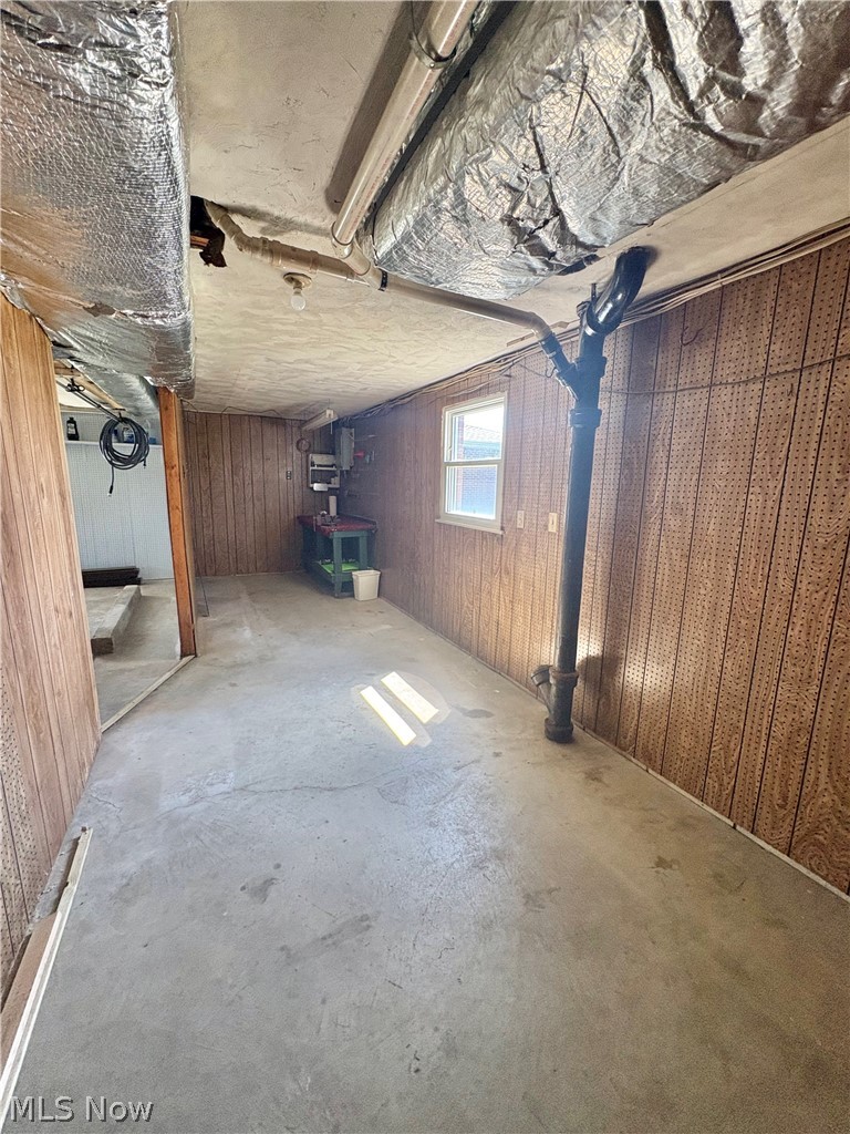 1407 W Valentine Circle Nw Property Photo 28