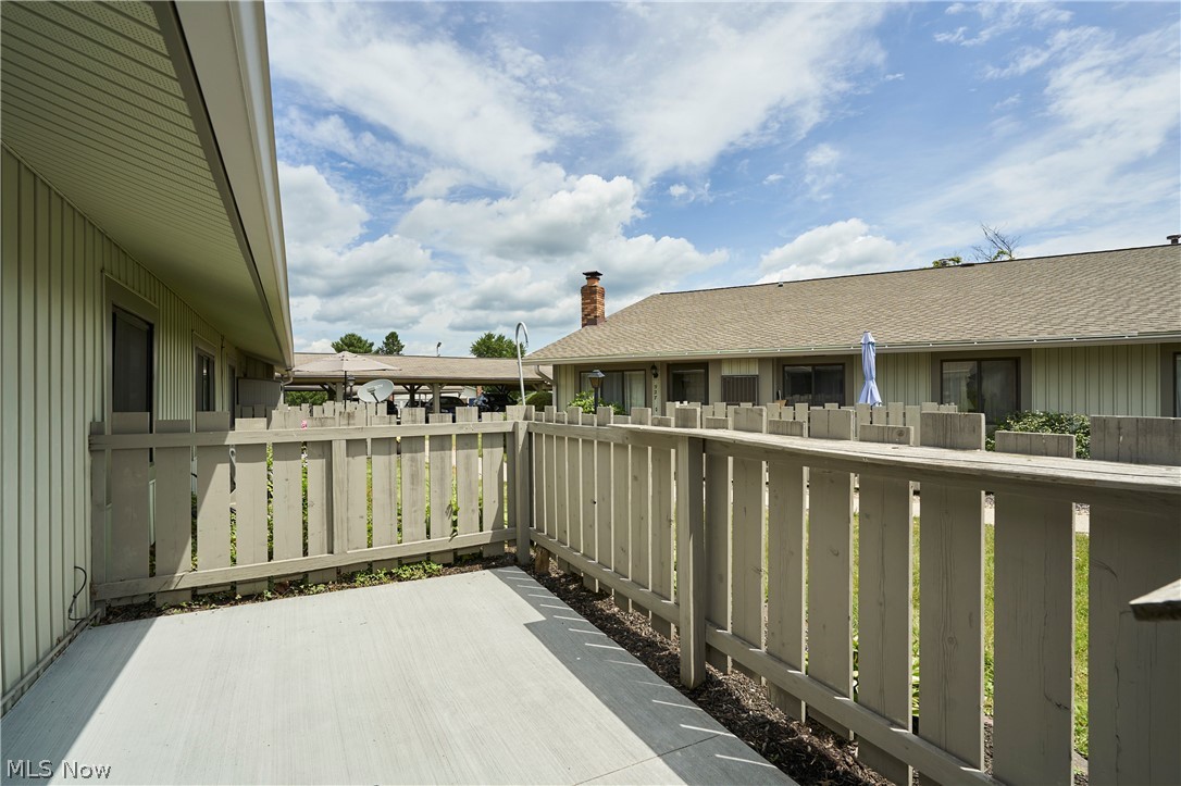 939 Kirkwall Drive Property Photo 4