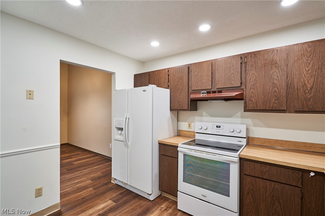 939 Kirkwall Drive Property Photo 16
