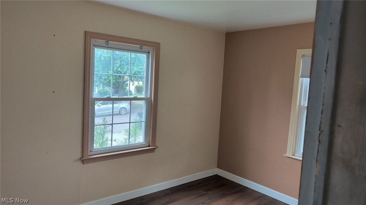 1663 Highview Avenue Property Photo 5