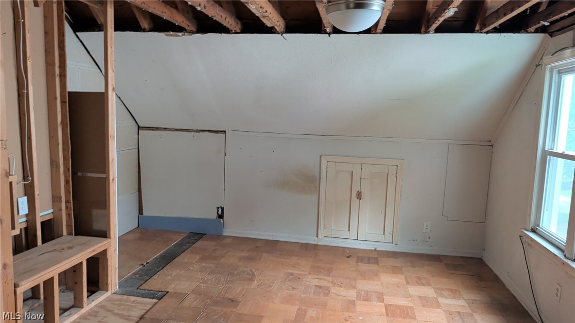 1663 Highview Avenue Property Photo 9