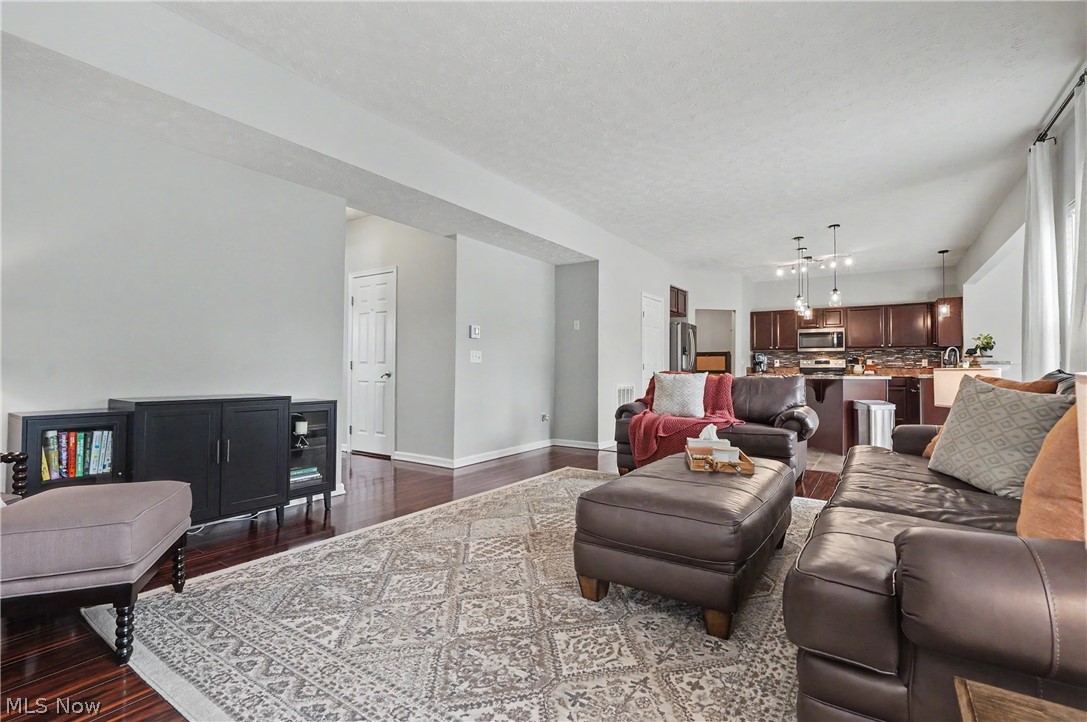 4118 Pembroke Drive Property Photo 8