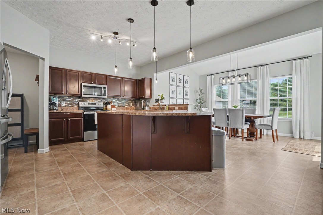 4118 Pembroke Drive Property Photo 11
