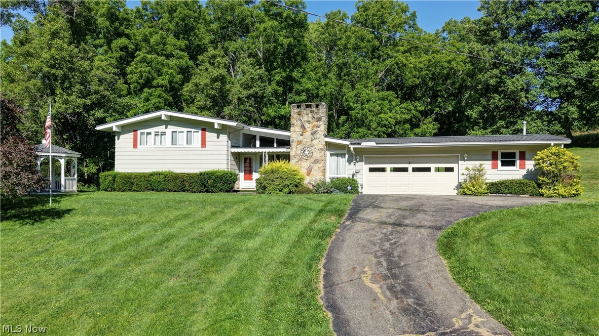 37080 Township Road 68a Property Photo 2