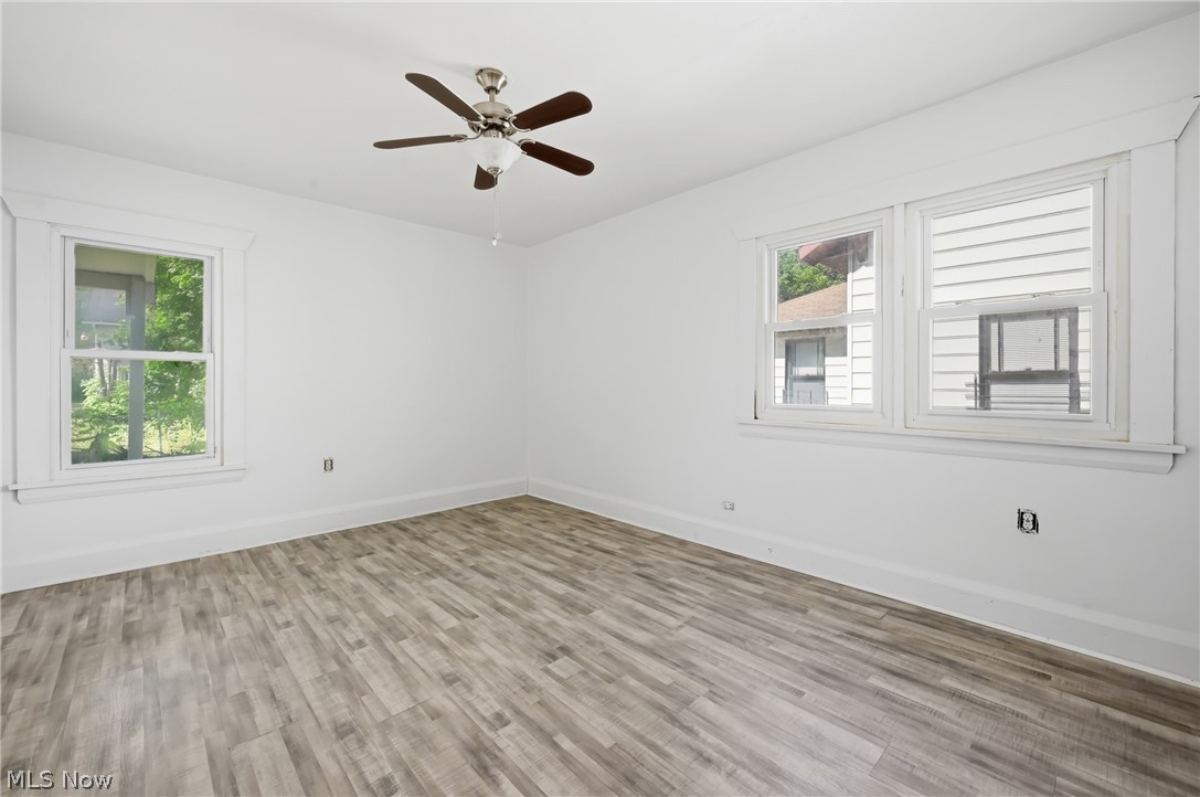 727 W Laclede Avenue Property Photo 12