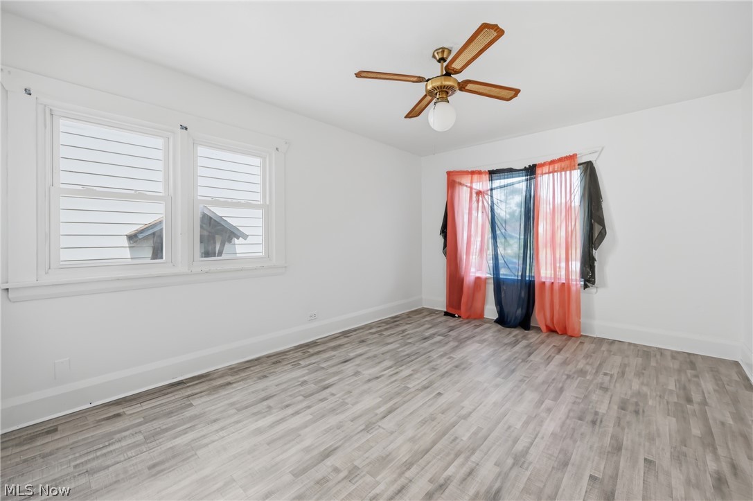 727 W Laclede Avenue Property Photo 17