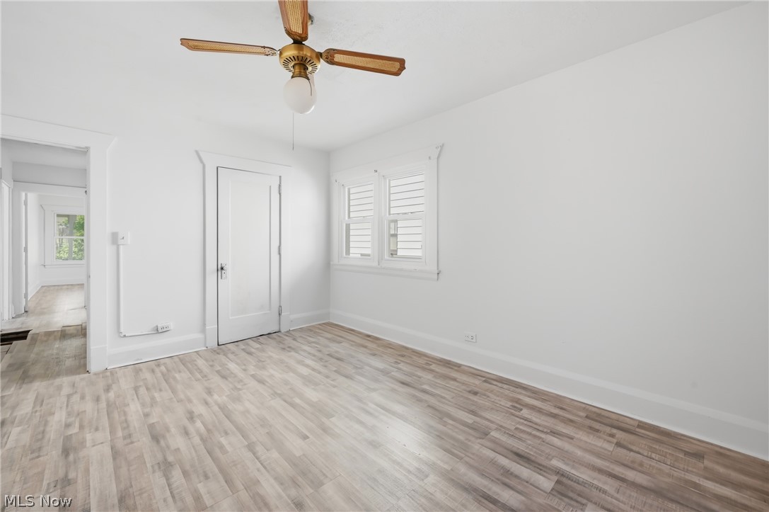 727 W Laclede Avenue Property Photo 18