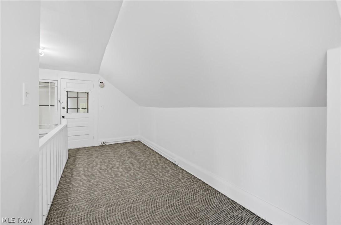 727 W Laclede Avenue Property Photo 20