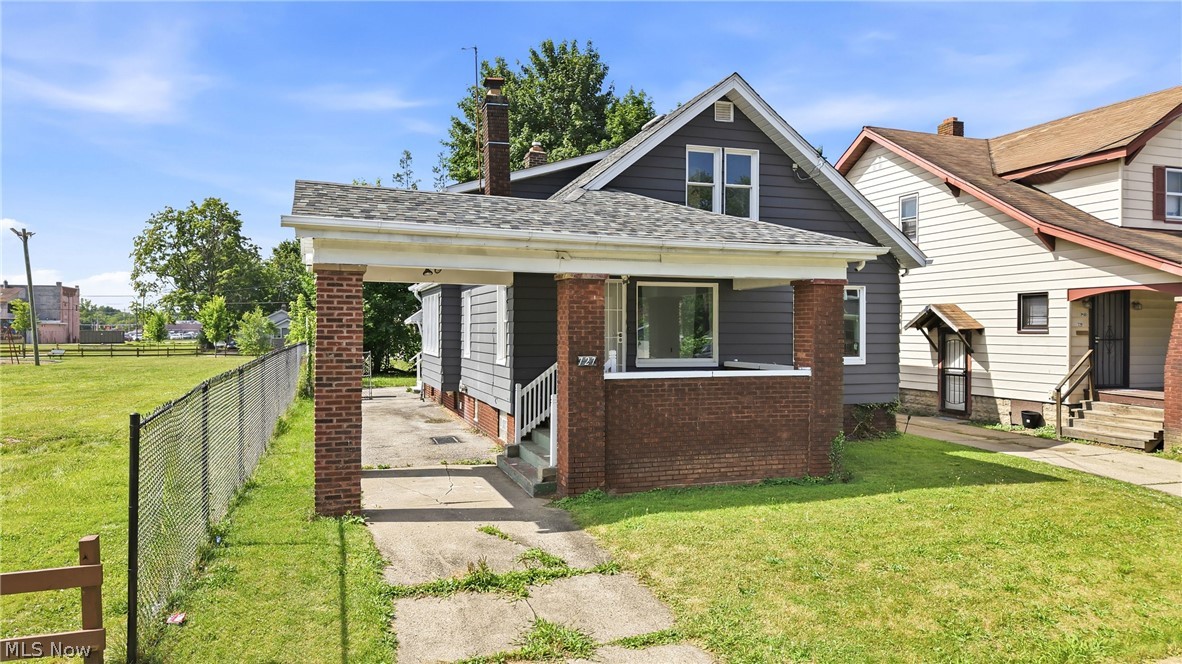 727 W Laclede Avenue Property Photo 32
