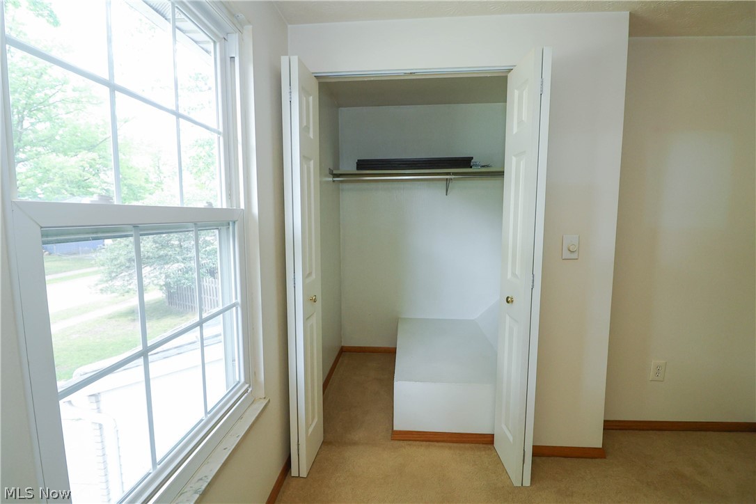 537 Howells Court Property Photo 18