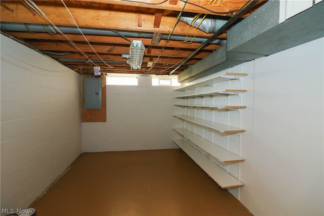 537 Howells Court Property Photo 22