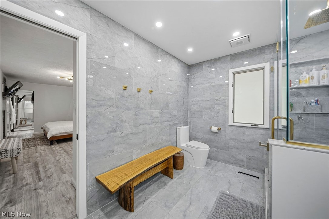 3899 Brainard Road Property Photo 23