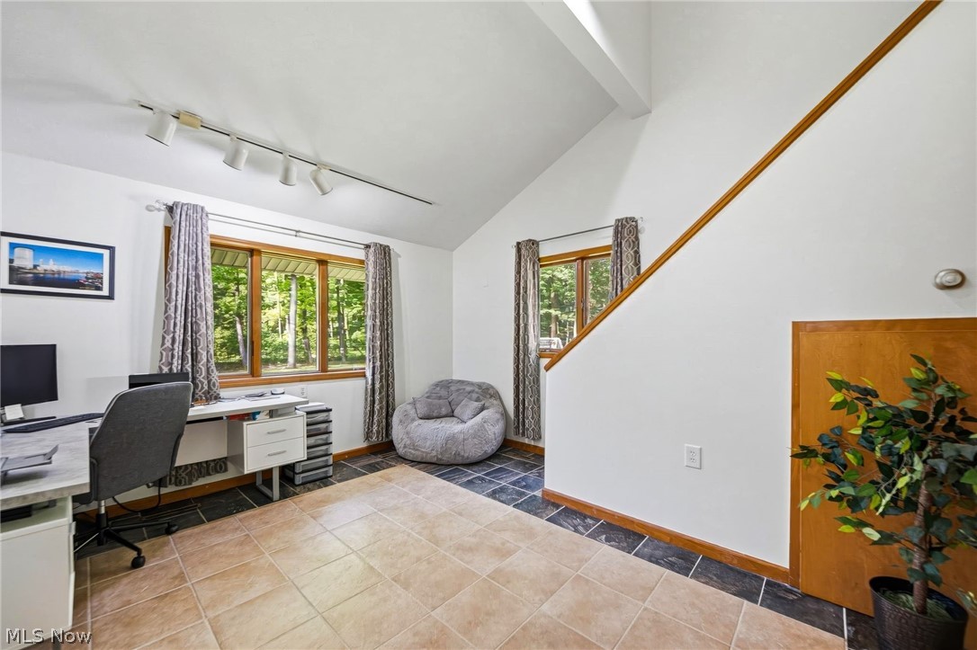 3899 Brainard Road Property Photo 31