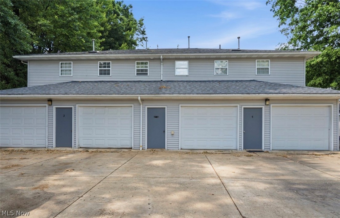 671 Moyer Avenue Property Photo 9