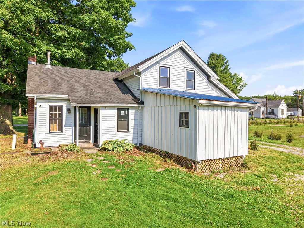 6090 Youngstown Conneaut Road Property Photo 4