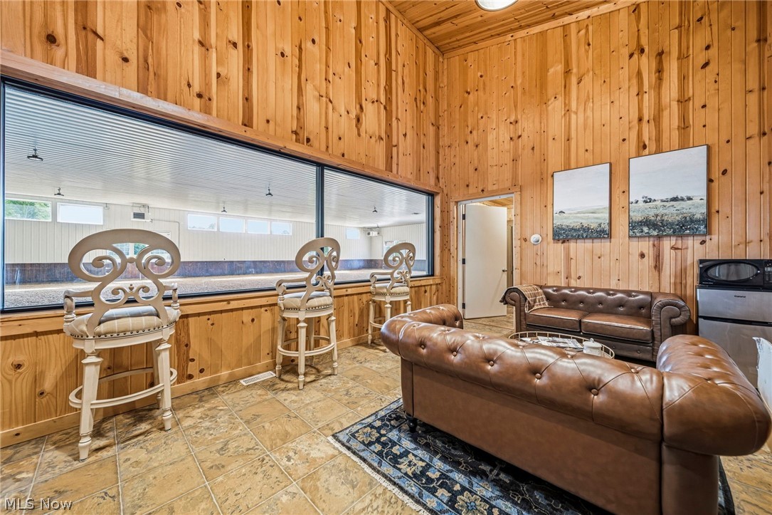 3126 Mennonite Road Property Photo 8