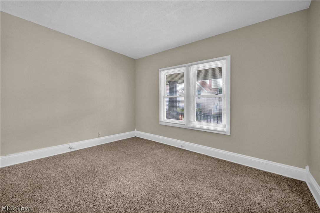 3210 W 90th Street Property Photo 2