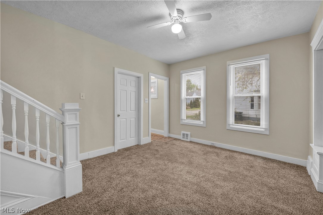 3210 W 90th Street Property Photo 3