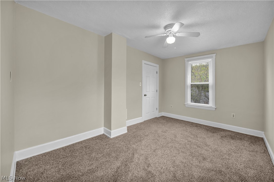 3210 W 90th Street Property Photo 19