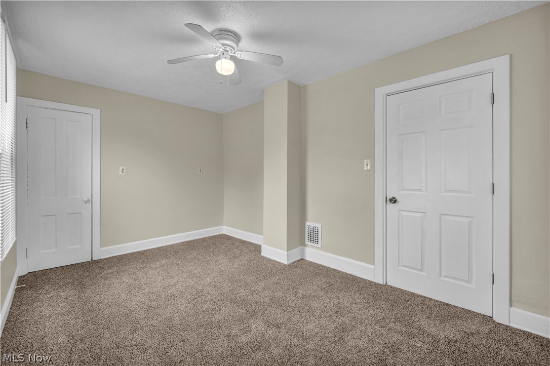 3210 W 90th Street Property Photo 23