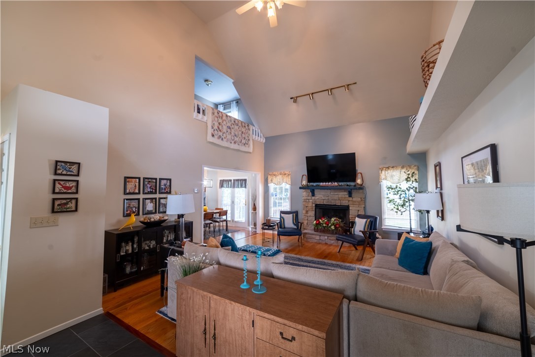 25 Fieldstone Property Photo 3