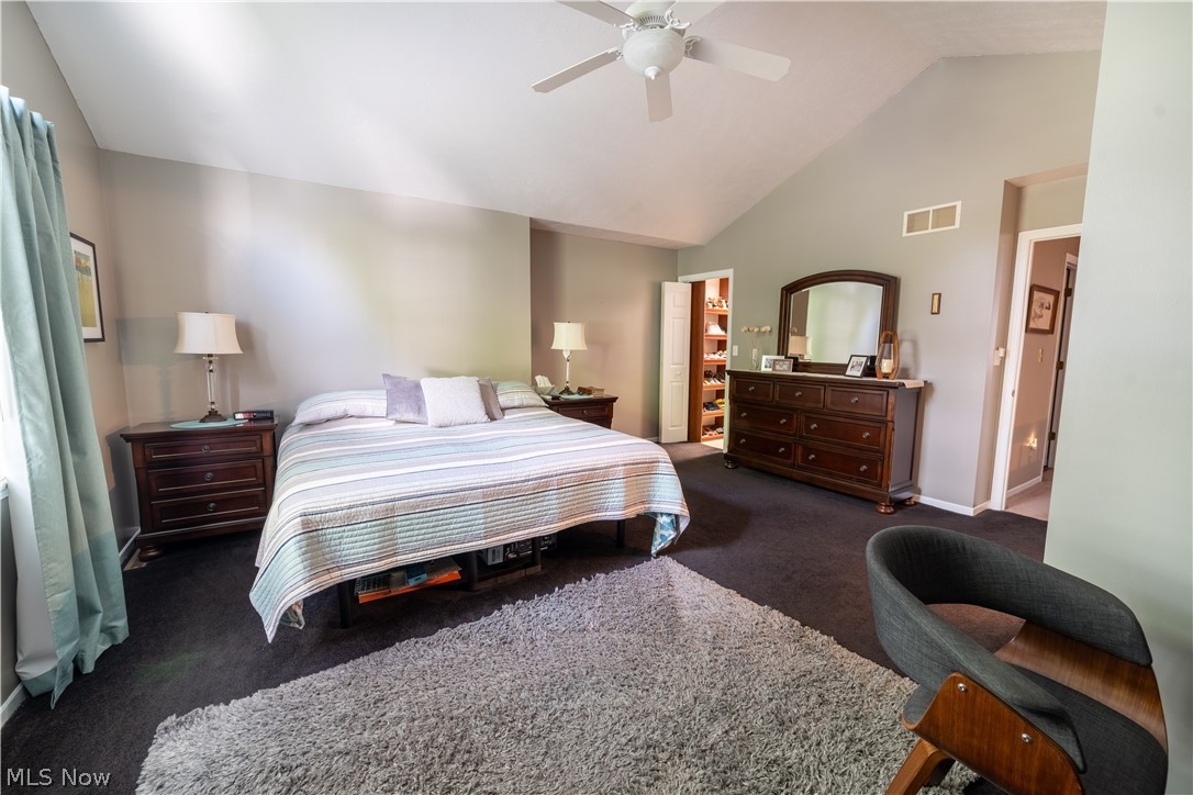 25 Fieldstone Property Photo 14