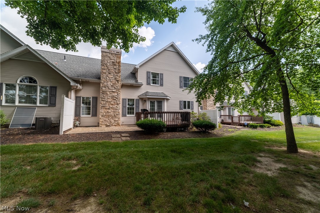 25 Fieldstone Property Photo 26
