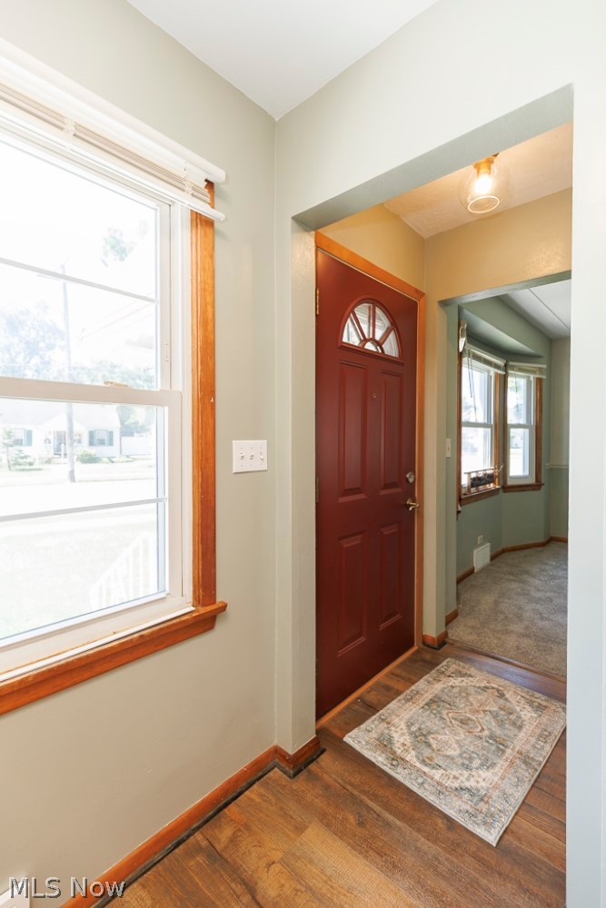 810 E Broad Street Property Photo 19