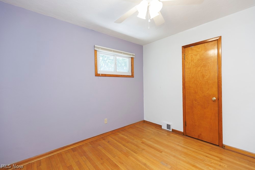 810 E Broad Street Property Photo 28