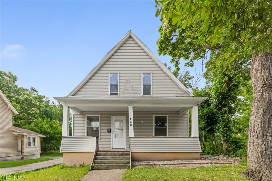 930 Johnston Street Property Photo 1