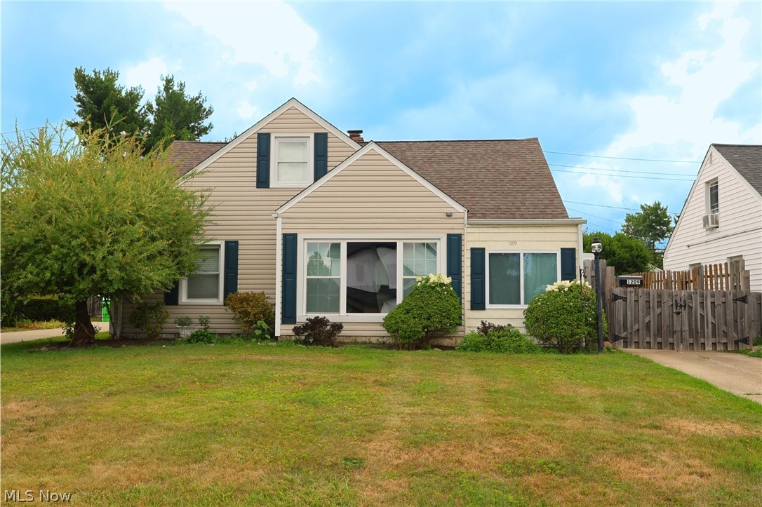 1209 Commonwealth Avenue Property Photo 1