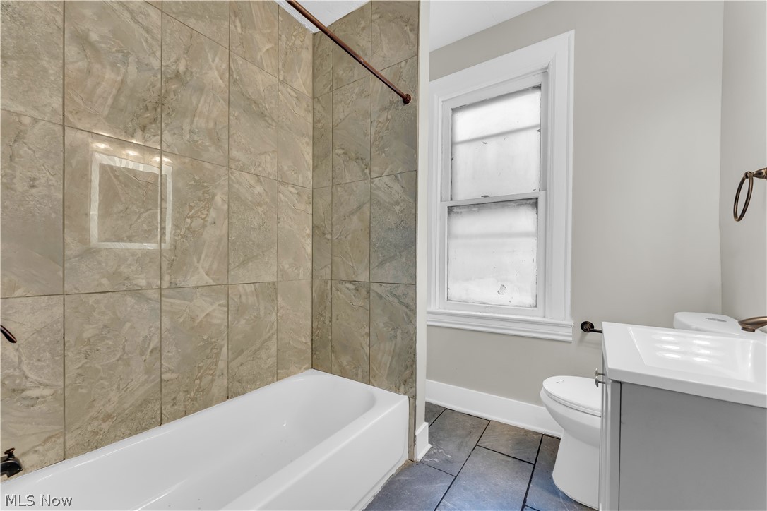 1344 E 112th Street Property Photo 25