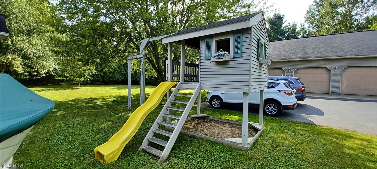 13900 South Avenue Property Photo 7
