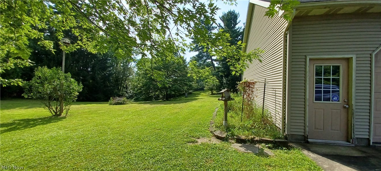 13900 South Avenue Property Photo 8