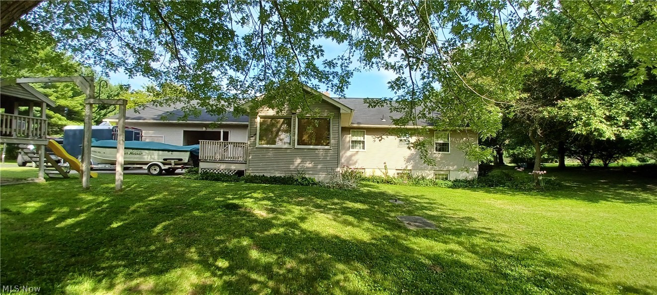 13900 South Avenue Property Photo 9