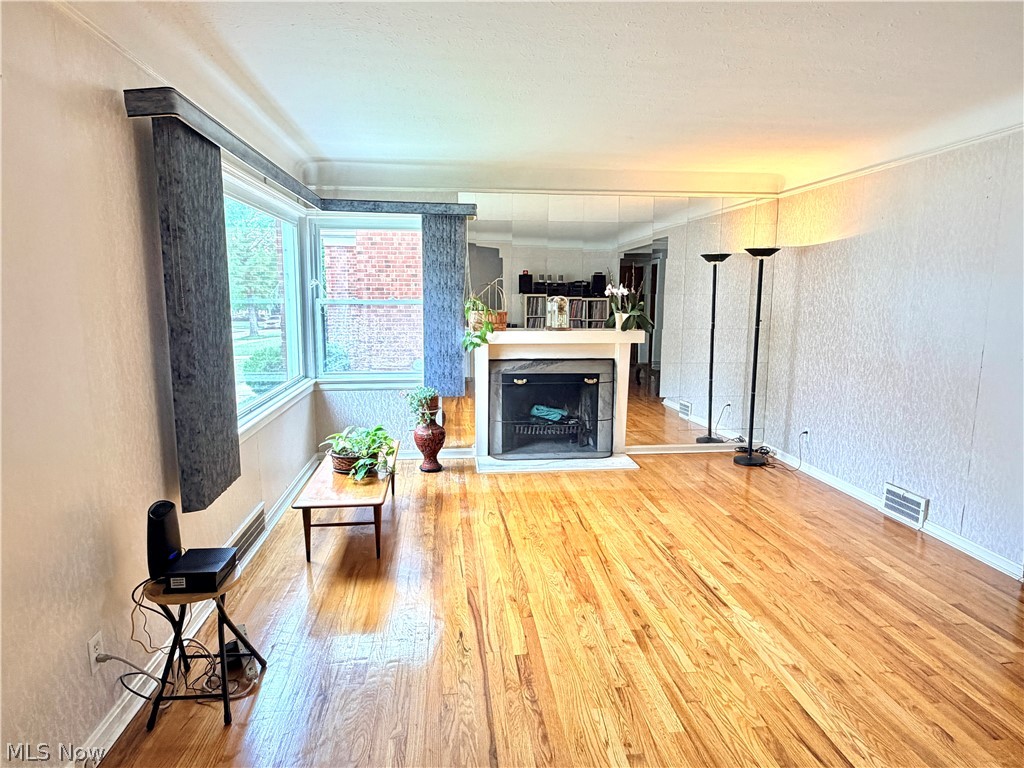 3975 Warrendale Road Property Photo 4