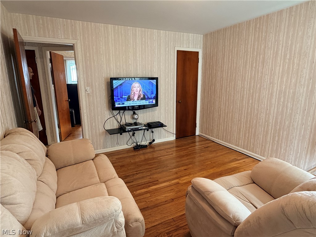 3975 Warrendale Road Property Photo 13