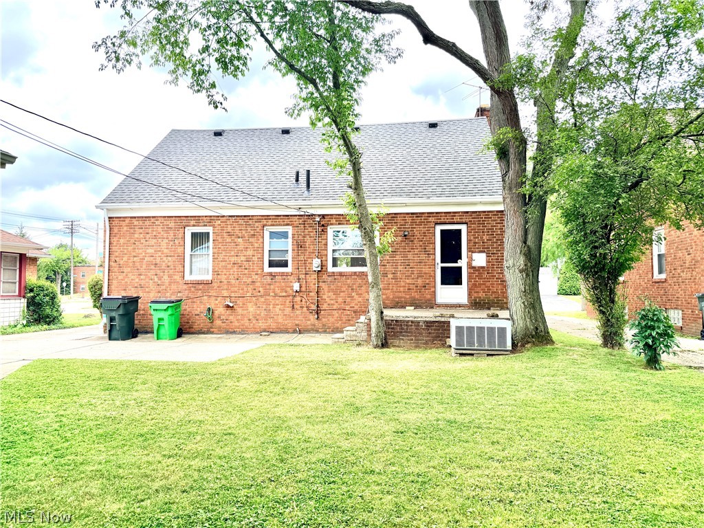 3975 Warrendale Road Property Photo 26