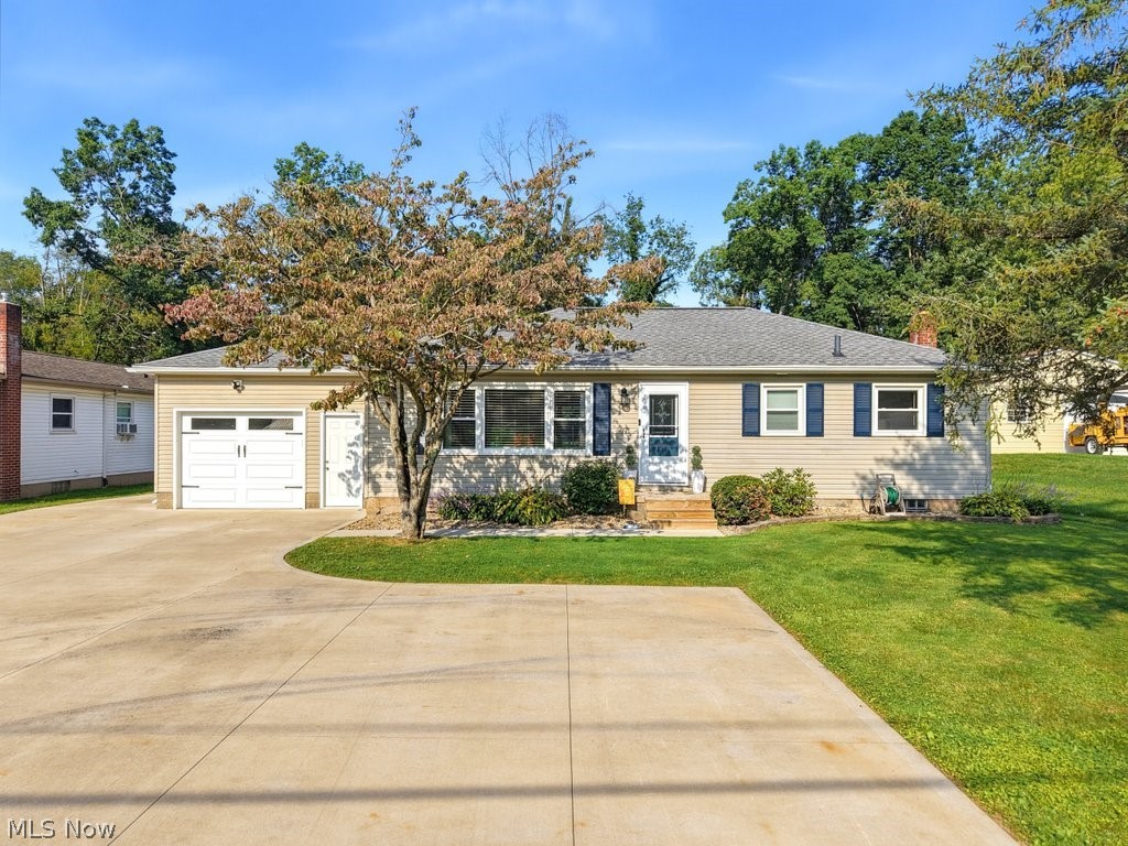 3088 N Bender Avenue