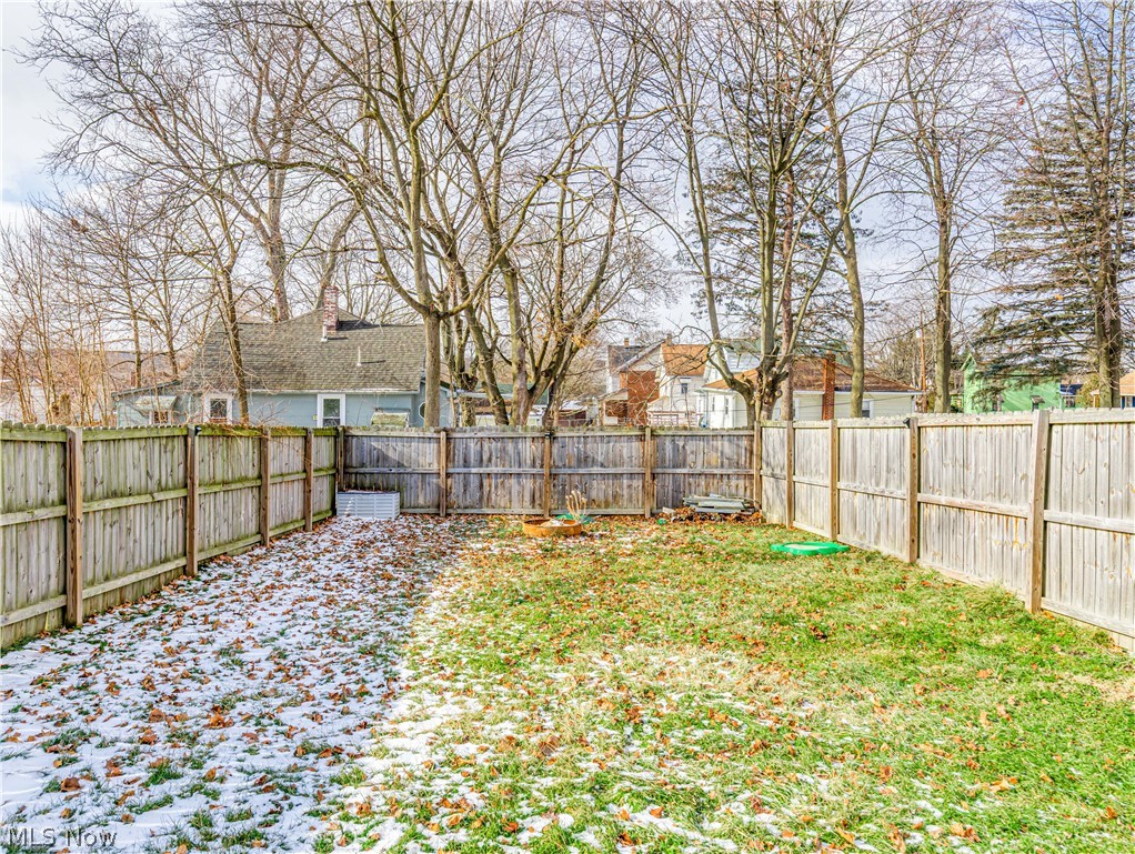 620 Washington Avenue Property Photo 4