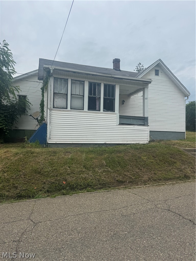 103 Willow Street Property Photo 2