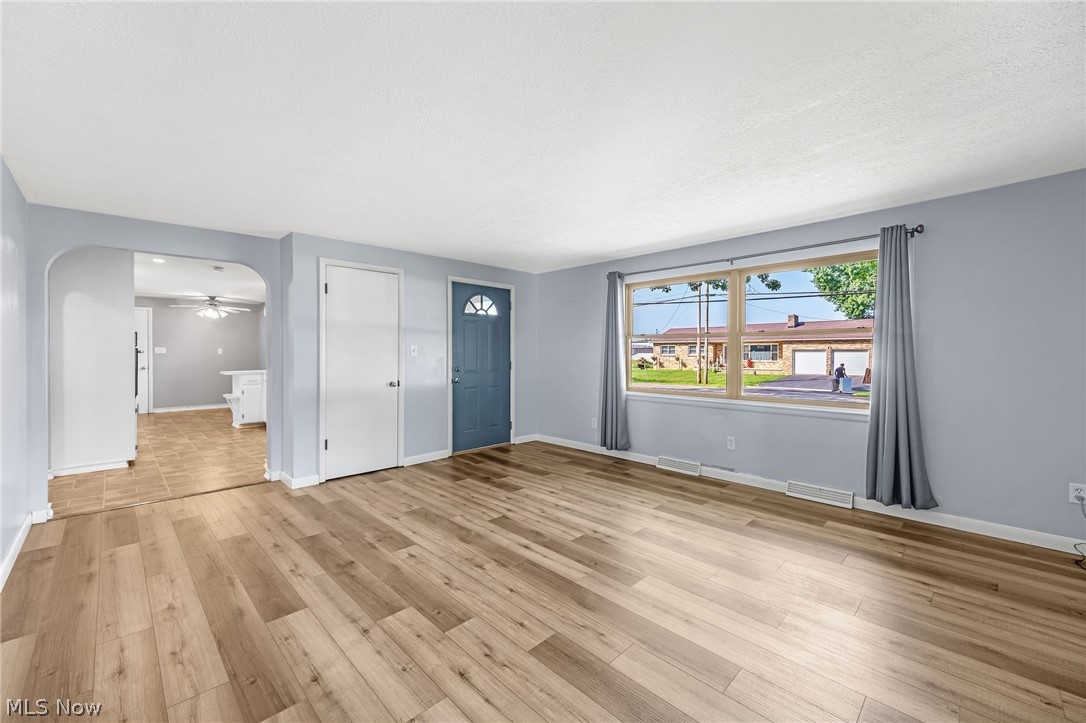 13471 Kauffman Avenue Property Photo 4