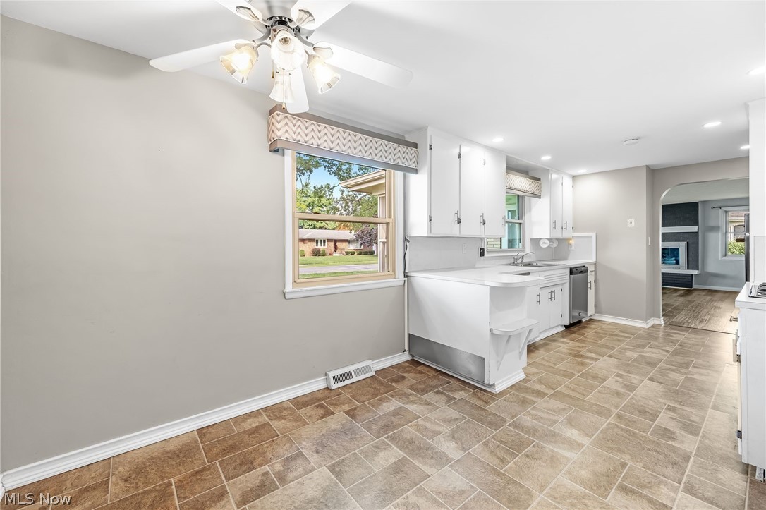 13471 Kauffman Avenue Property Photo 10