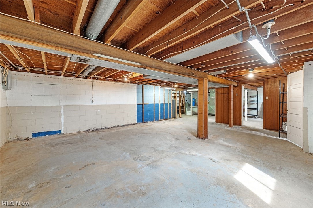 13471 Kauffman Avenue Property Photo 20