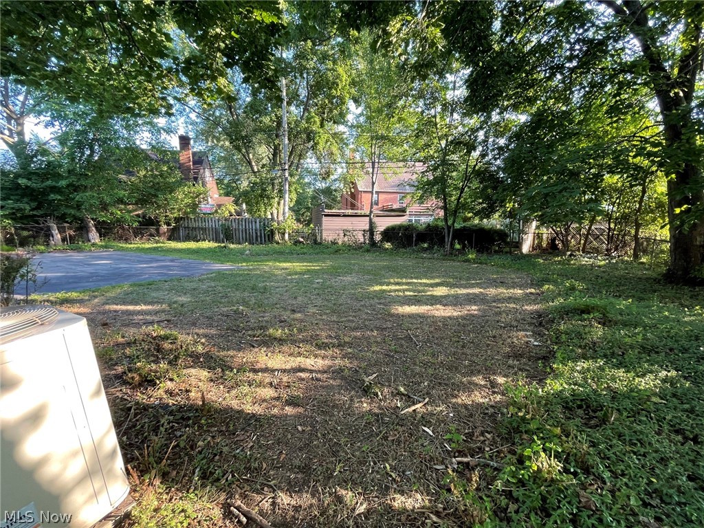 3170 Van Aken Boulevard Property Photo 4