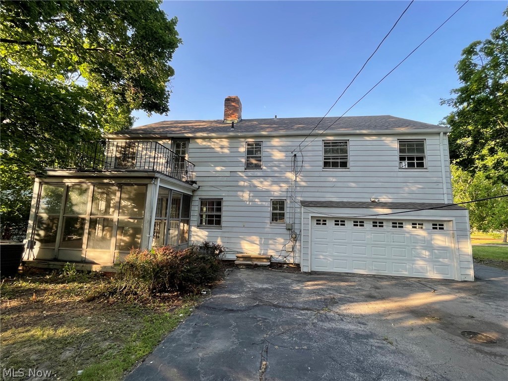 3170 Van Aken Boulevard Property Photo 6
