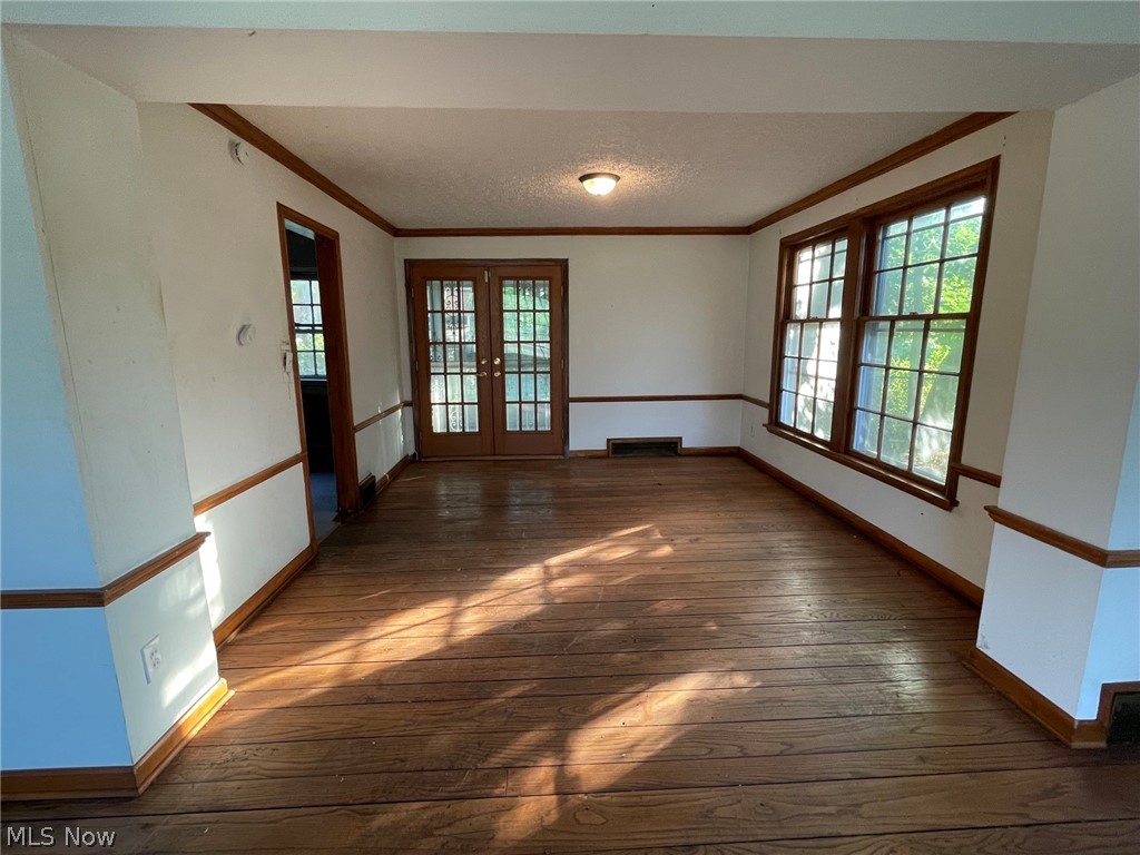 3170 Van Aken Boulevard Property Photo 11