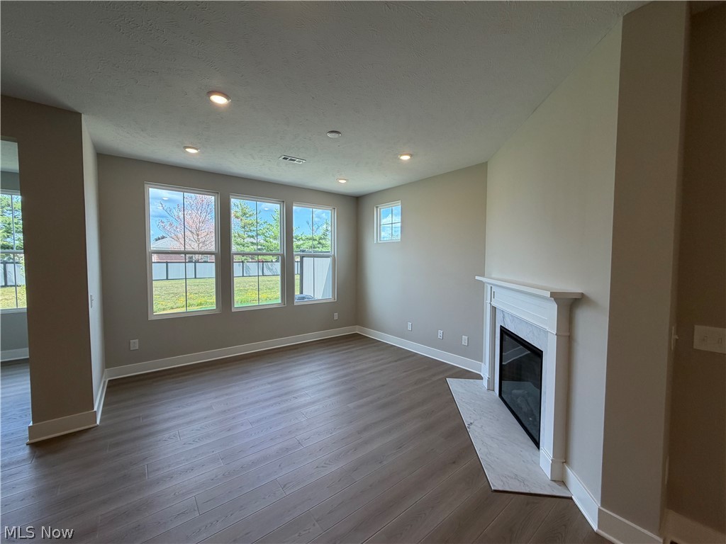 32736 Sandridge Run Property Photo 5